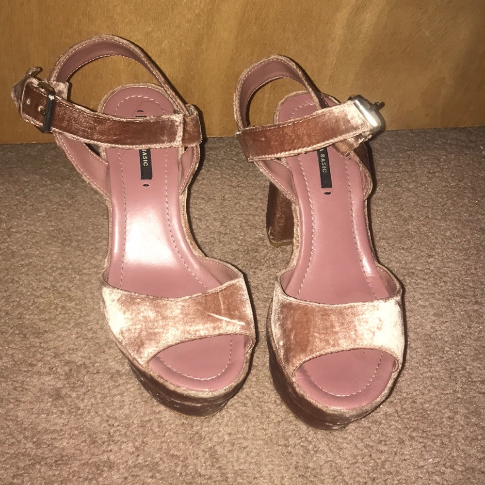 Zara purple velvet platform heels